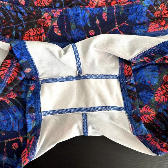 FLEO Red & Blue Tropical Leaf Print Workout Shorts - Picture 4 of 7